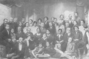 Преподаватели и учащиеся пятой Детскосельской школы Выпуск 1928 г В - фото 7