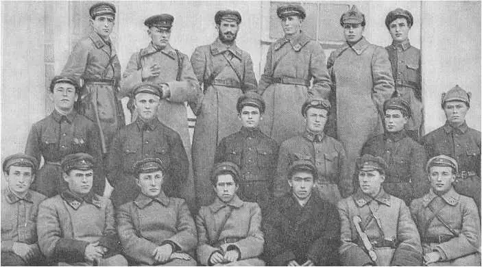 Партийный актив погранотряда 1931 год Курсантыпограничники школы - фото 87
