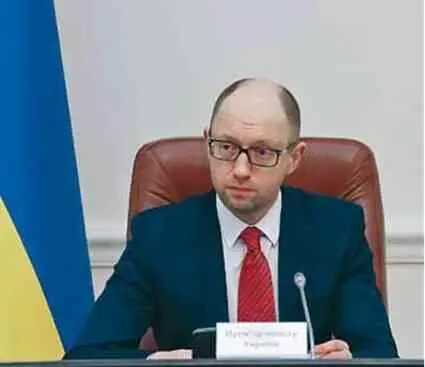 Арсений Яценюк премьерминистр Украины Андрей Парубий секретарь СНБО Украины - фото 191