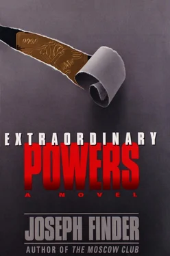 Джозеф Файндер Extraordinary Powers обложка книги