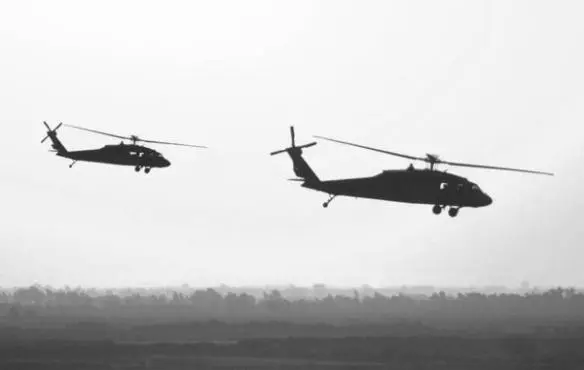 Blackhawks at dawn east of Aradisah Idah Colonel Mad Dog McQueen presenting - фото 33