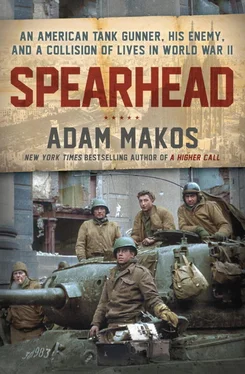 Adam Makos Spearhead обложка книги