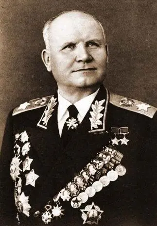 Маршал Советского Союза Иван Степанович Конев Маршал Советского Союза Родион - фото 695