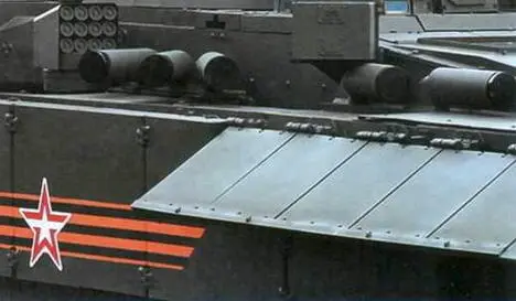 Как и танк Т14 БМП оснащена комплексом активной защиты Афганит Экипаж - фото 4
