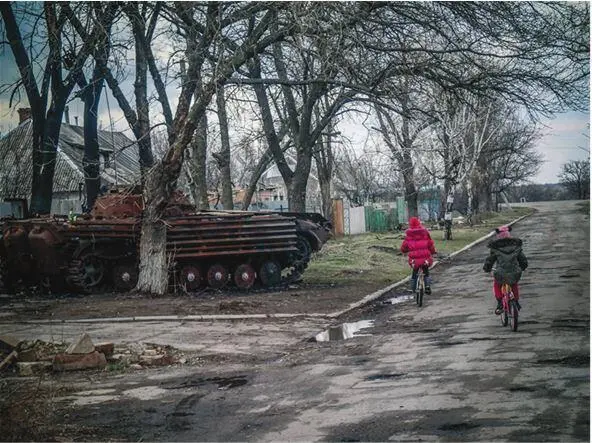 Хрящеватое Апрель 2015 г Посёлок далеко от огневой линии и не интересен - фото 38