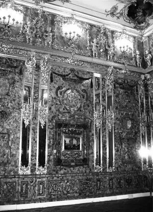 Янтарная комната В 1942 г Янтарная комната была выставлена в Кенигсбергском - фото 13