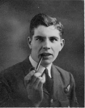 John Martin in his RAF uniform aged twentyone Adelaide aged eighteen in - фото 2