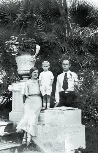 Семья Поповых в Сочи Фото 1936 года Виноград 2 руб 26 руб 15 коп 2 - фото 79
