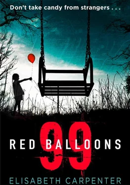 Elisabeth Carpenter 99 Red Balloons обложка книги