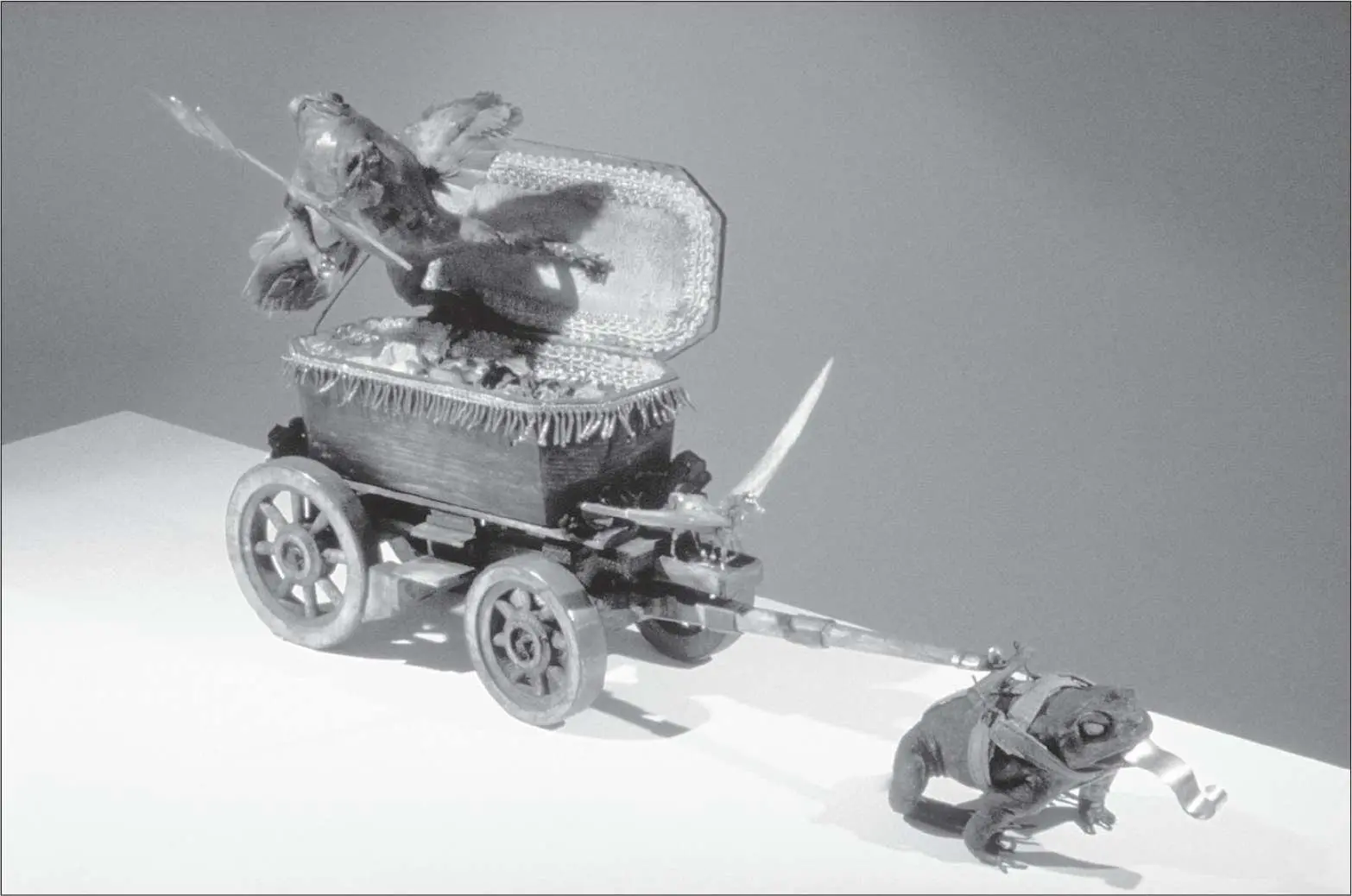 Ron Pippins model of Abendroths Die Auferstehung des Frosches Frog - фото 46