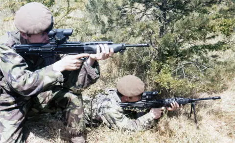 A publicity photo of the XL64E5 IW and XL65E4 LSW experimental weapons June - фото 13