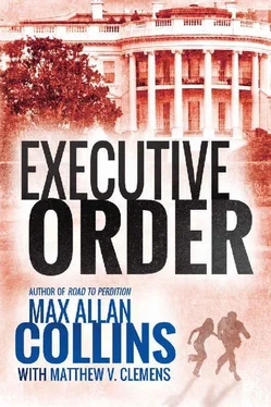 Max Collins Executive Order обложка книги