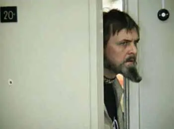 Царь не выдерживает и открывает дверь Царь выходит на лестничную площадку не - фото 532