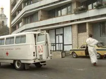 Все рванули за ним Все кроме царя Царь бежит мимо пустой милицейской - фото 628
