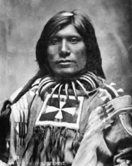 Обжигающая Молния миниконжусиу 1879 г В большинстве племен во время - фото 183
