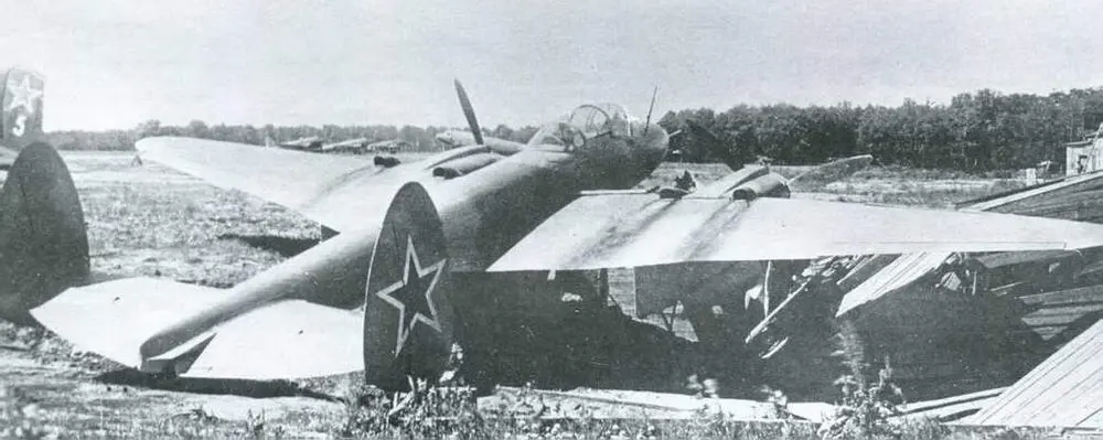 Самолет ТИС МА после аварии Москва Центральный аэродром 29 июня 1944 г - фото 126