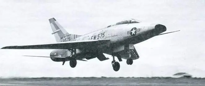 Истребитель F100А15NA взлетает с авиабазы Холломан F100A15NA из 434й - фото 25