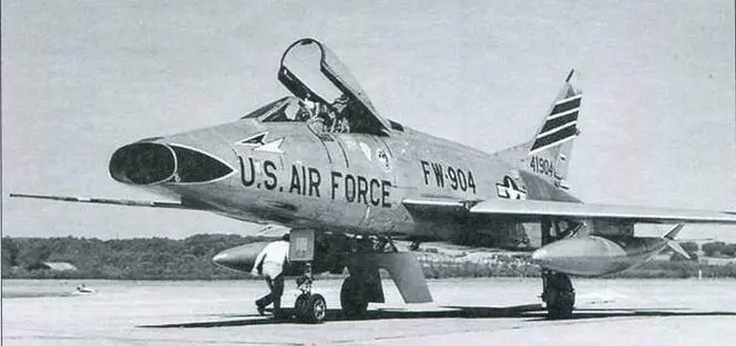 F100C20NA из 36го авиакрыла Нидерланды авиабаза Соестерберг 1959 г - фото 37