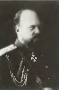 Александр Царская семья в Ливадии в Крыму в 1893 Стоят 25летний - фото 111