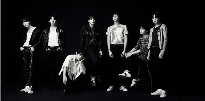 JHope Чонгук V Джин RM Шуга и Чимин пронзают взглядами зрителей на - фото 62