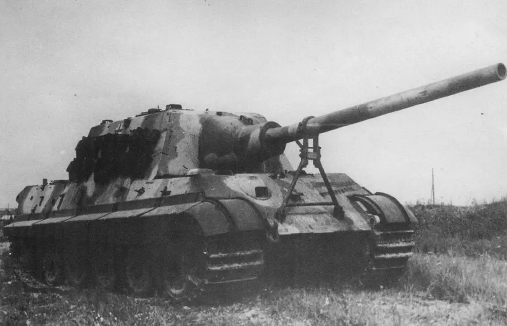 Тяжелый истребитель танков Ягдтигр входивший в состав 653 тяжелого - фото 32