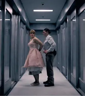 Bryce Dallas HowardNow when I walk around people see me as the girl from - фото 95