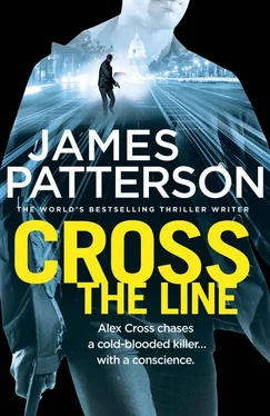 Джеймс Паттерсон Cross the Line обложка книги