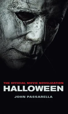 Джон Пассарелла Halloween: The Official Movie Novelization обложка книги