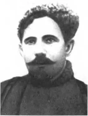 Павел Дыбенко военноморской министр большевиков Генераллейтенант царской - фото 12