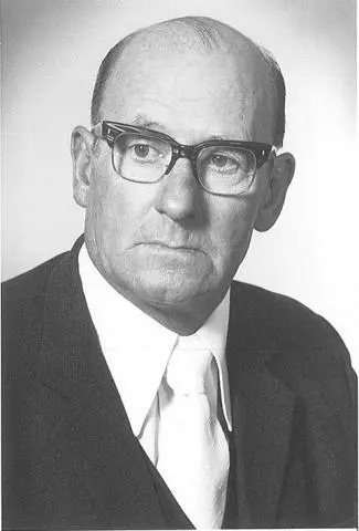 My father Koos Stadler was a minister of the church and a man of the veld - фото 16