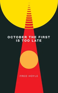 Фред Хойл October the First Is Too Late обложка книги