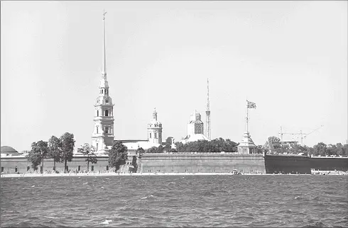 Петропавловская крепость Ворота расположены в части крепости называемой - фото 14