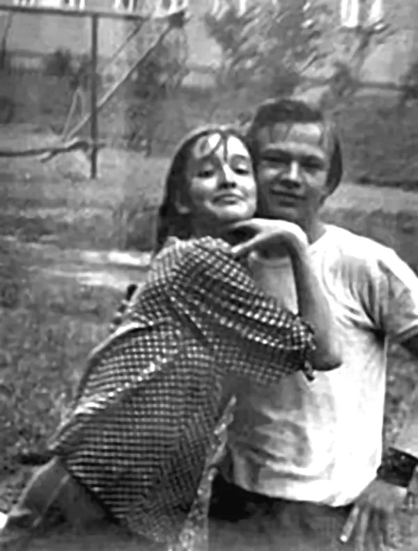 Анна Самохина и ее первая любовь хоккеист Герман И больше я его никогда не - фото 10
