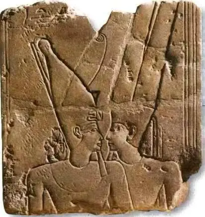 Фараон Тутмос IV и АмонРа XVIII династия 14121403 гг до н э Барельеф - фото 141