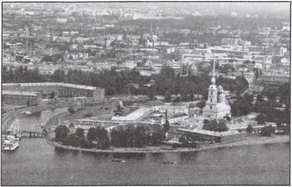 Заячий остров Согласно преданию в одну из светлых майских ночей 1703 года в - фото 10