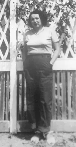 Ruth Janisch ca 1940s Her bitter outlook took hold upon leaving Washington - фото 8