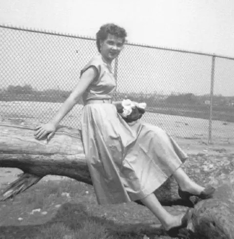 Sally Horner age fifteen summer of 1952 Acknowledgments The Real Lolita - фото 21