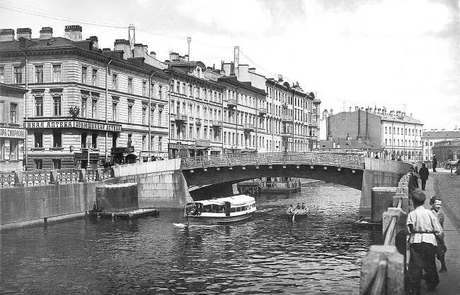 Большой Конюшенный мост Фото 1900х гг Береговые устои на деревянных - фото 14