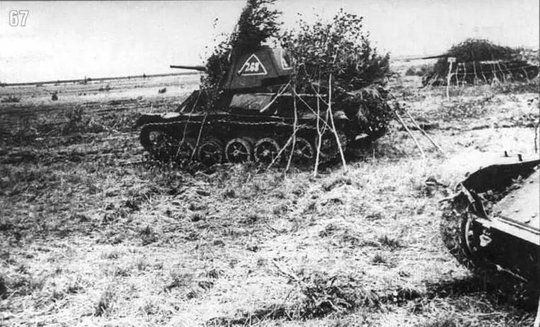 Танки Т70 в боях на Западном фронте Лето 1943 г Бронеавтомобили БА10 из - фото 68