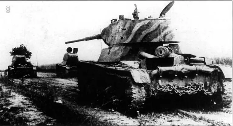 78 Танки T26 имеющие зеброобразный камуфляж из полос коричневого и желтого - фото 9