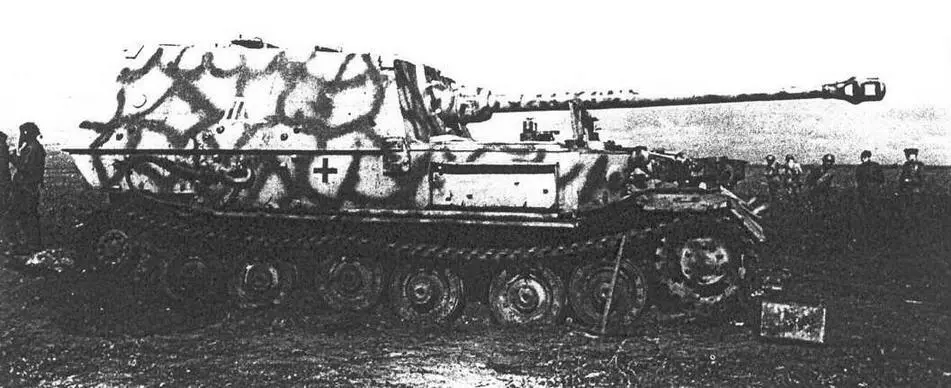Истребитель танков Ferdinand Штабная машина 654 - фото 56