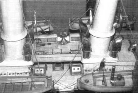 Минный заградитель Амур Фото с модели хранящейся в ЦВММ - фото 74