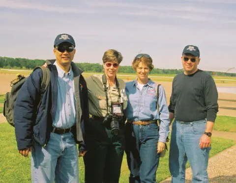 The STS114 crew arrives at Nacogdoches on April 10 2003 to spend the day with - фото 66