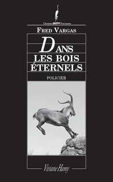 Fred Vargas Dans les bois éternels обложка книги