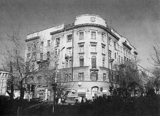 Дом бывш Панкратова переход от модерна к классицизму Ул Кирова 28 пер - фото 70