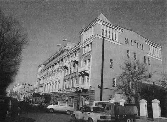 Здание строилось для страхового общества в 19141916 гг Арх И Ф Курецкий - фото 71