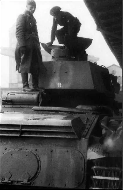 Вид сзади на один из танков NbFz 35 До 1940 года танки NbFz - фото 34