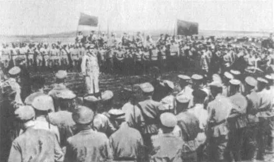 Н И Подвойский выступает на красноармейском митинге Южный фронт 1918 г - фото 9
