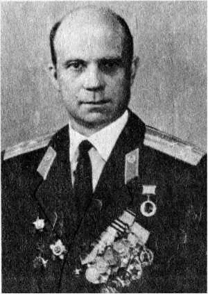 Полковник Новиков Лев Георгиевич В 1941 году курсант артиллерийского училища - фото 12