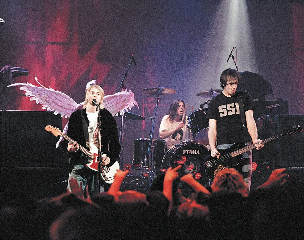 Концерт Нирваны для шоу MTV Live and Loud декабрь 1993 Пир 48 Сиэтл - фото 11